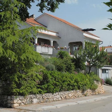 Apartments With A Parking Space Njivice, Krk - 5427 Extérieur photo